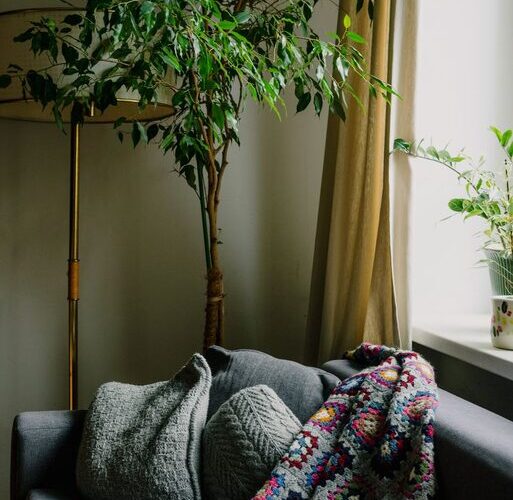 Simple Ways to Create a Relaxing Home Environment Using Everyday Items
